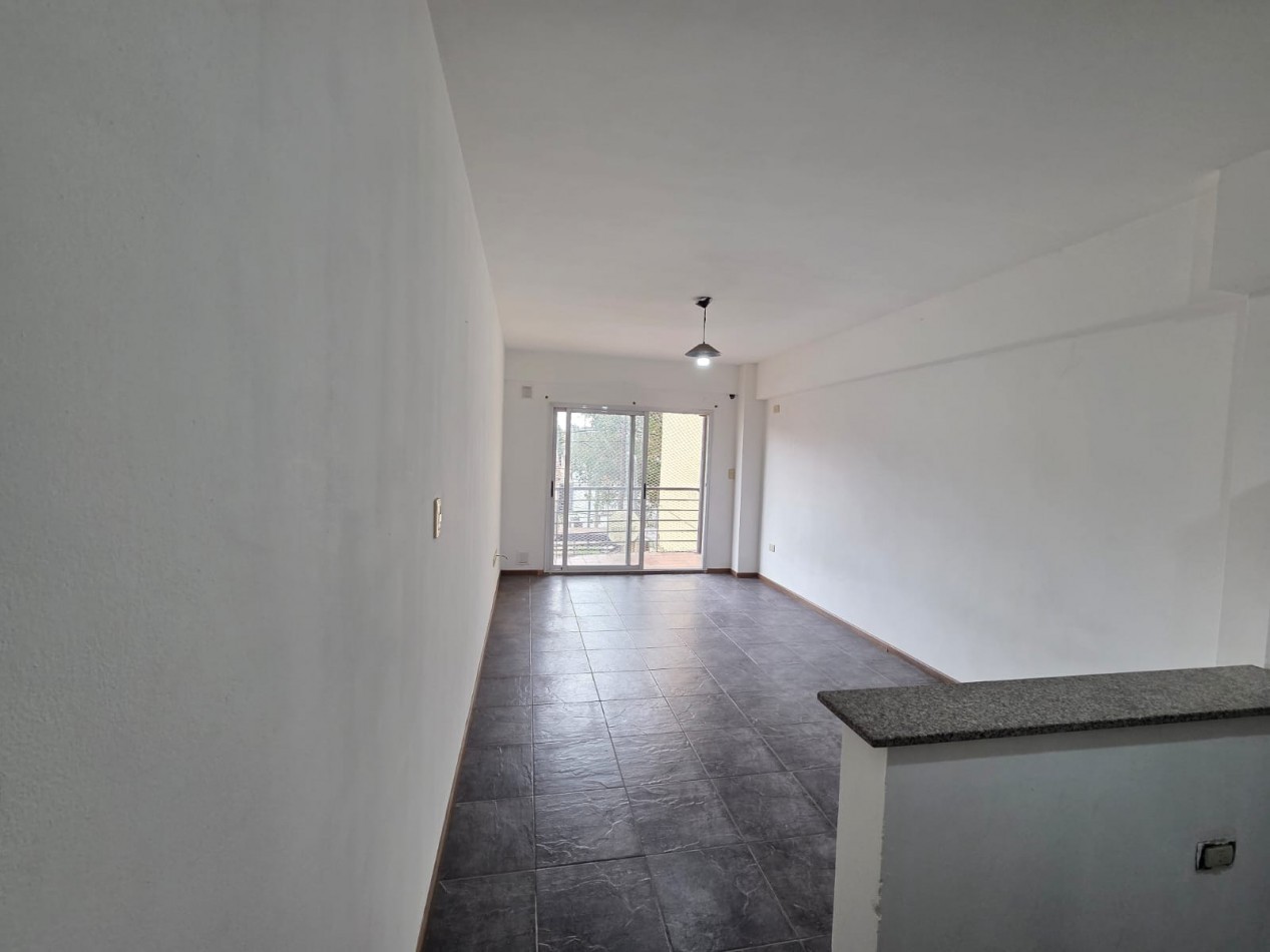 VENTA APTO CREDITO MONOAMBIENTE CON BALCON SAN MIGUEL
