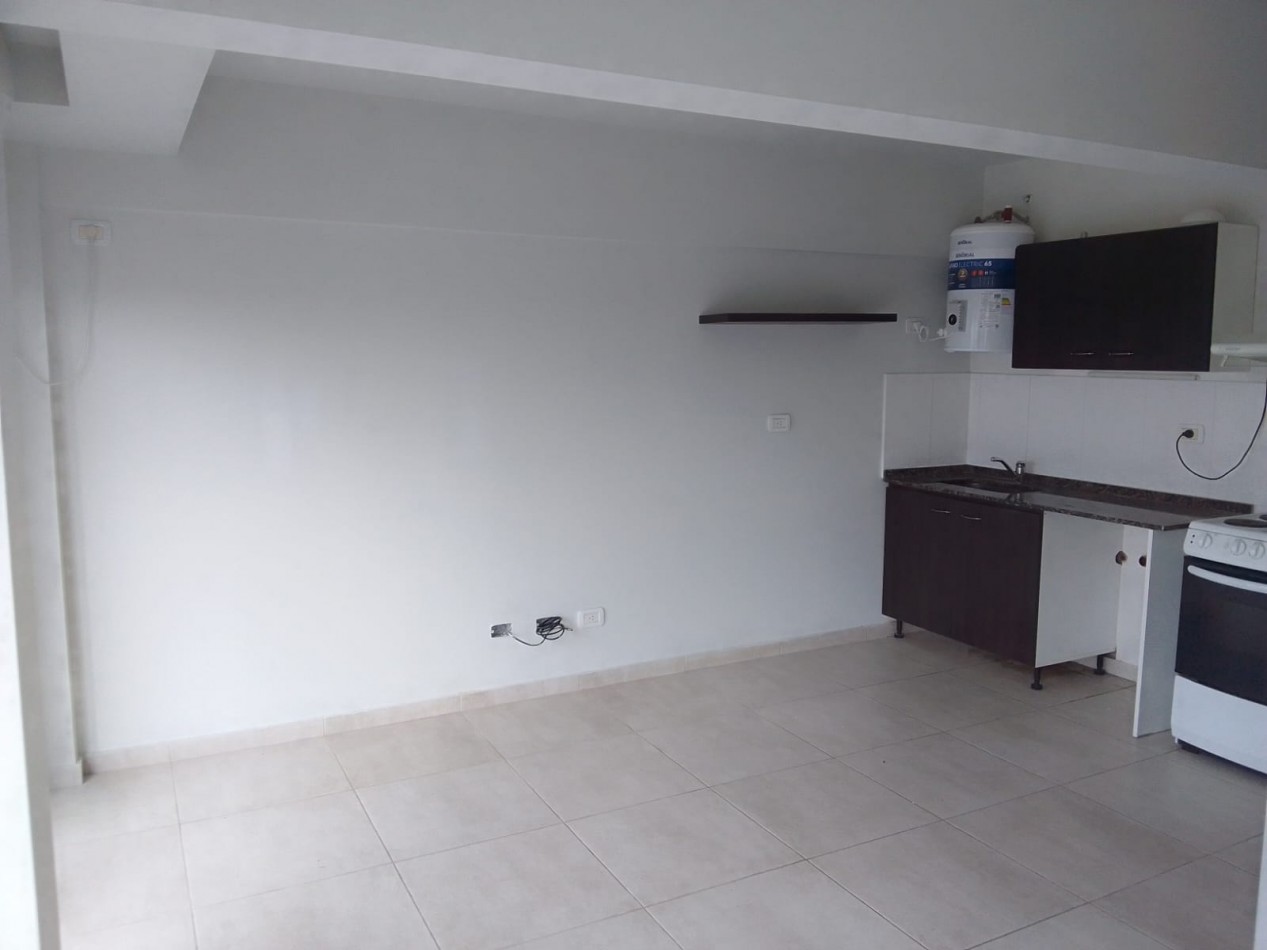 ALQUILER MONOAMBIENTE CON BALCON Y COCHERA SAN MIGUEL MUÑIZ 