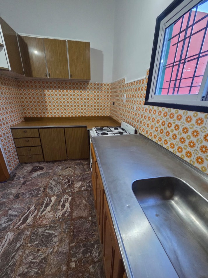 ALQUILER CASA CUATRO AMBIENTES PARQUE COCHERA SAN MIGUEL 