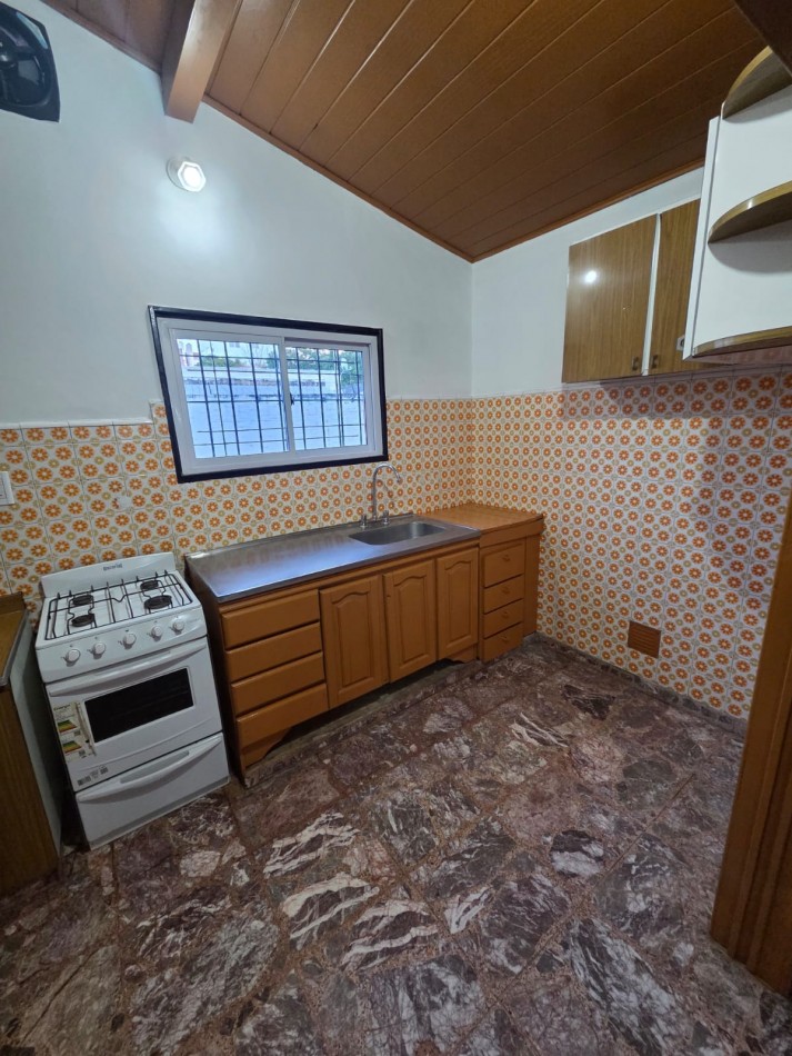 ALQUILER CASA CUATRO AMBIENTES PARQUE COCHERA SAN MIGUEL 