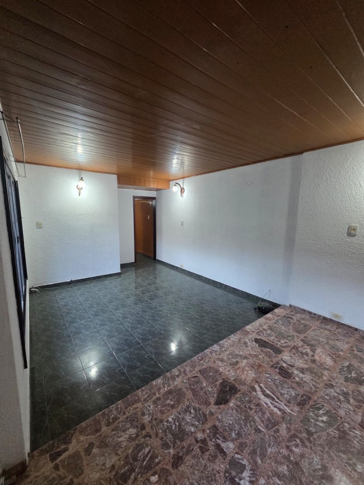 ALQUILER CASA CUATRO AMBIENTES PARQUE COCHERA SAN MIGUEL 
