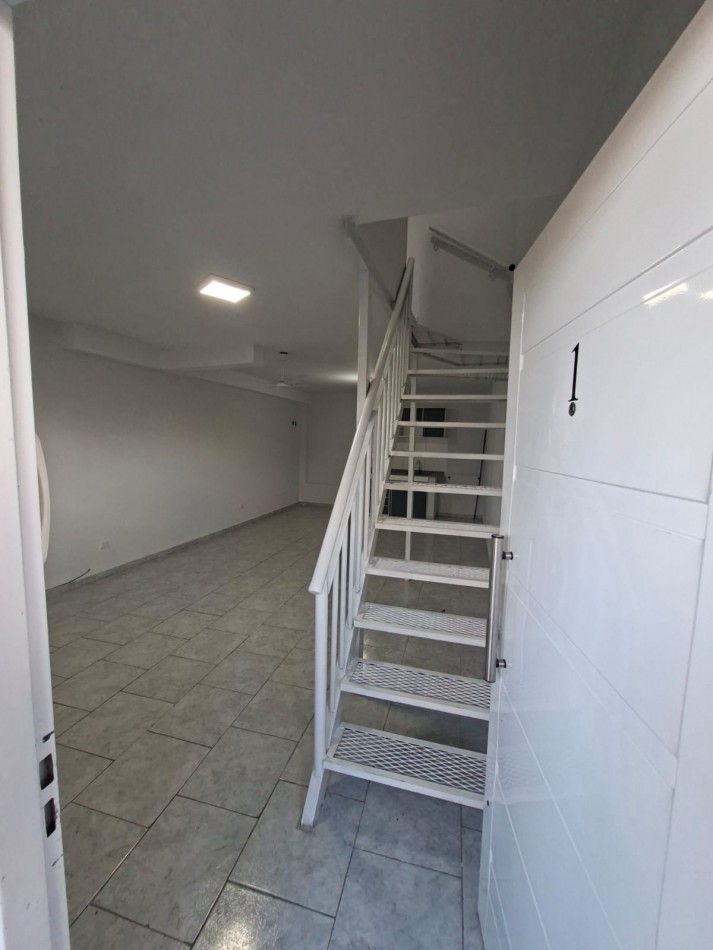 ALQUILER DUPLEX TRES AMBIENTES LOS POLVORINES 