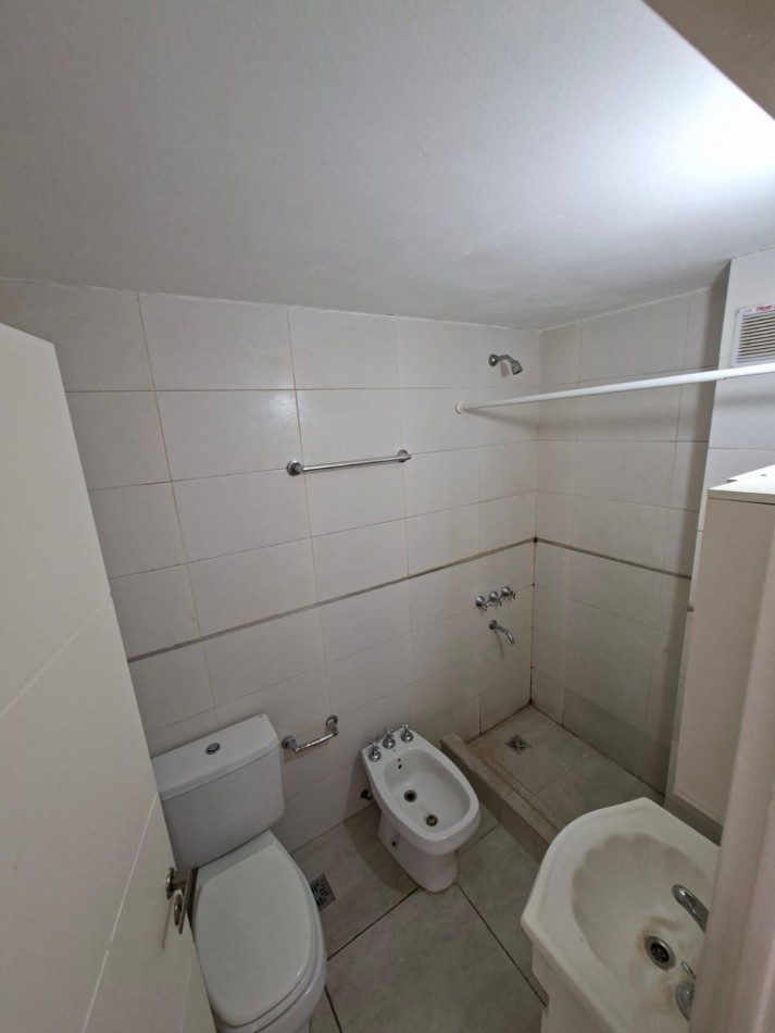 Alquiler monoambiente con balcon muñiz