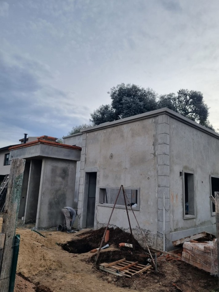 VENTA CASA CATEGORIA A ESTRENAR BARRIO MAGNA BARRIO CERRADO