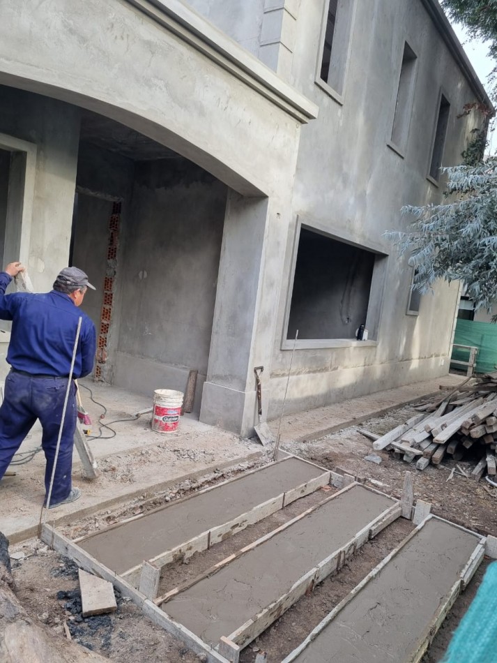 VENTA CASA CATEGORIA A ESTRENAR BARRIO MAGNA BARRIO CERRADO