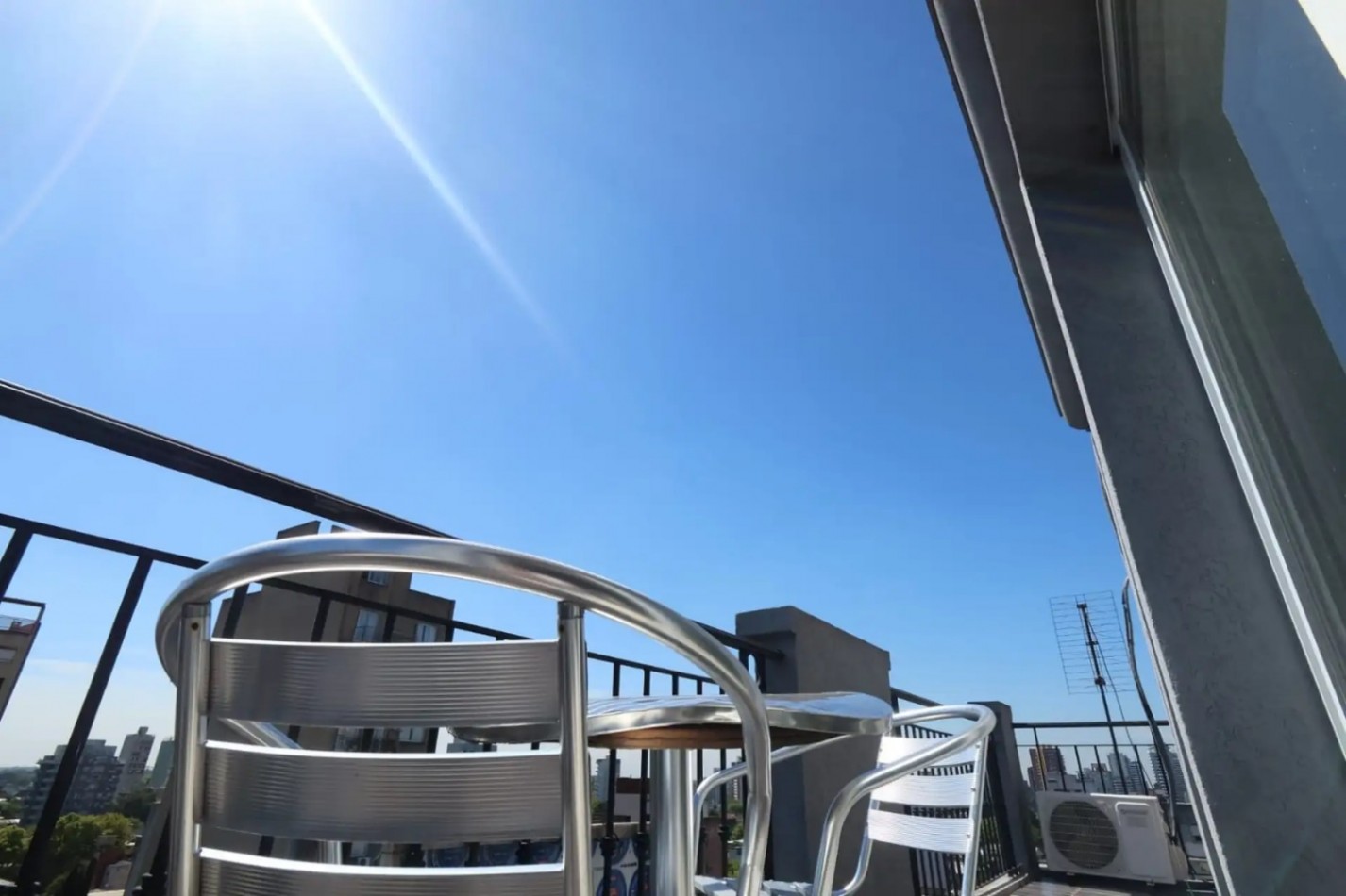 VENTA APTO CREDITO APTO PROFESIONAL DOS AMBIENTES BALCON SAN MIGUEL CENTRO