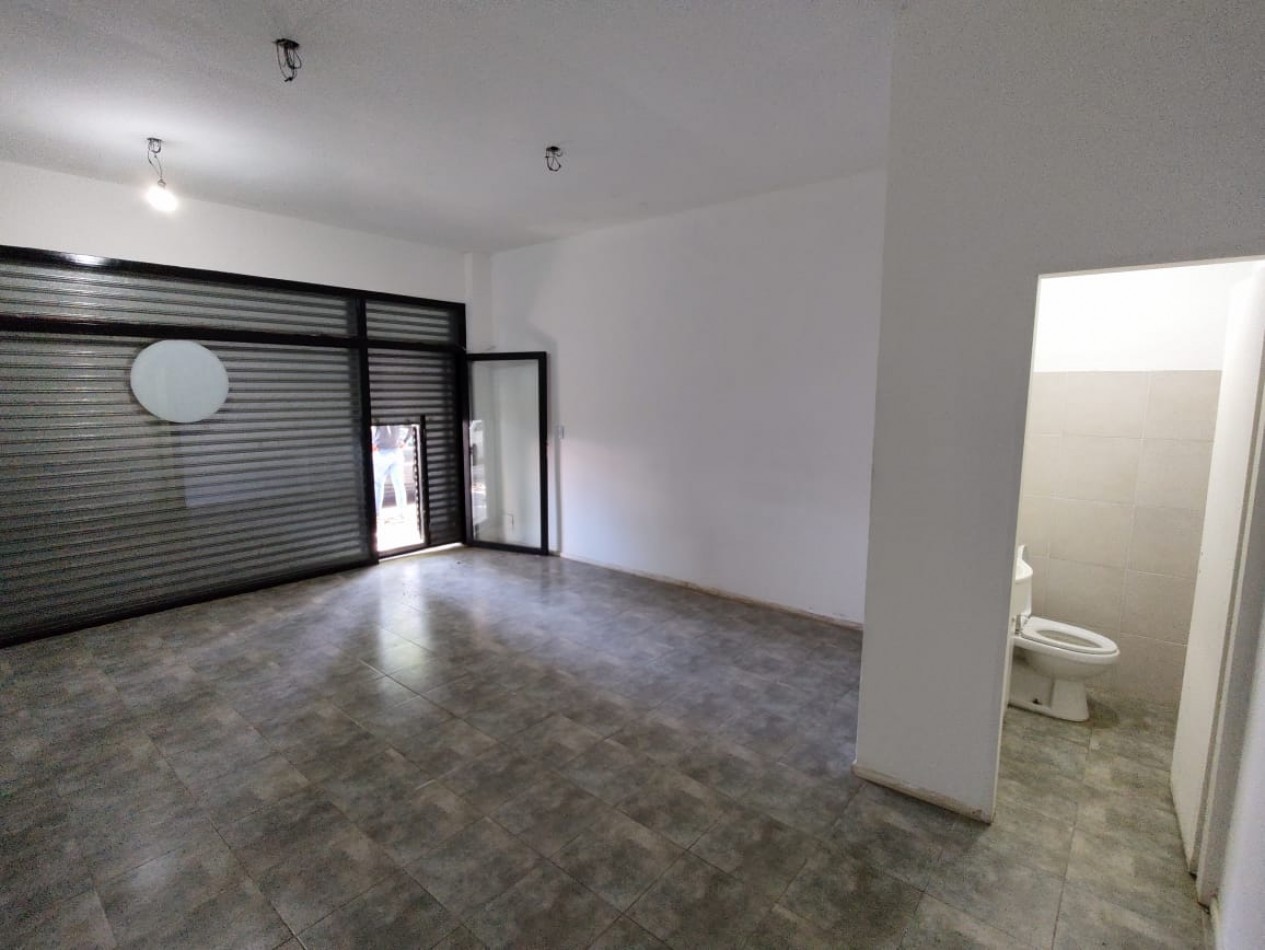 ALQUILER LOCAL COMERCIAL OFICINA BELLA VISTA 