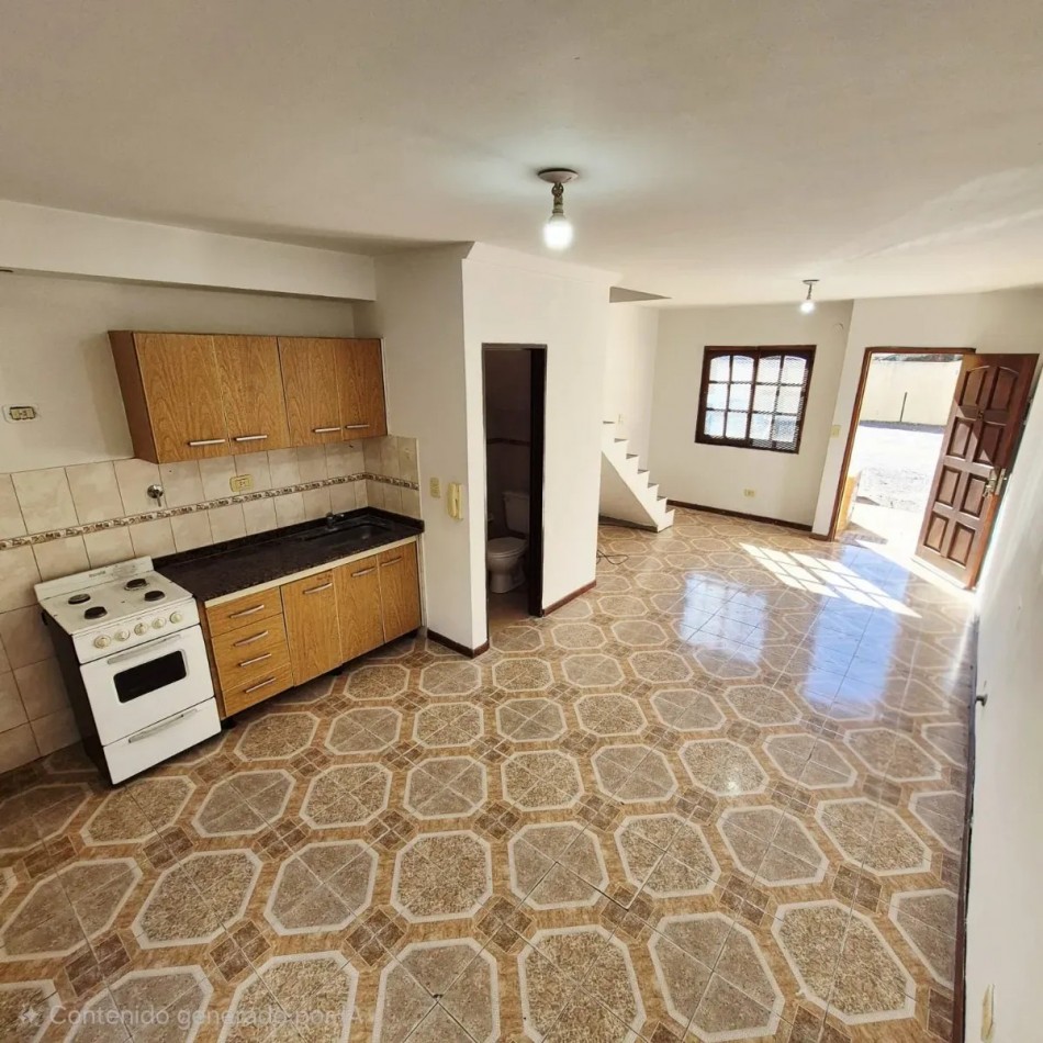 VENTA DUPLEX TRES AMBIENTES PATIO COCHERA SAN MIGUEL