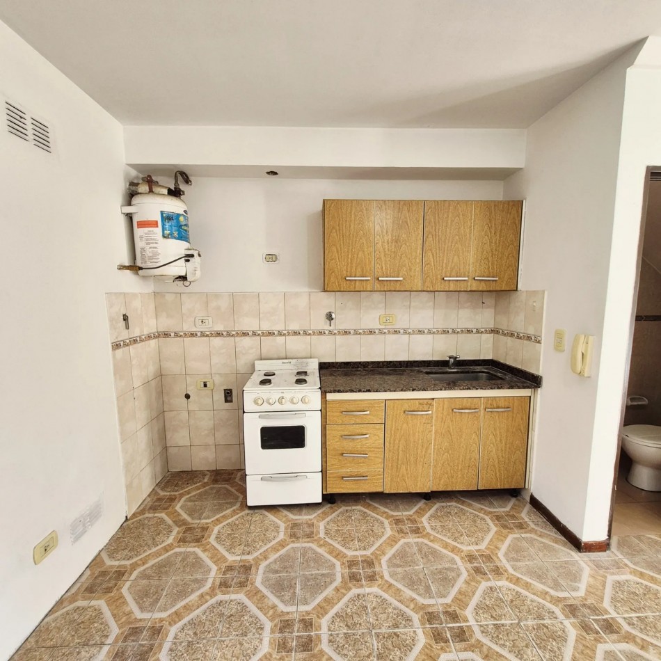 VENTA DUPLEX TRES AMBIENTES PATIO COCHERA SAN MIGUEL