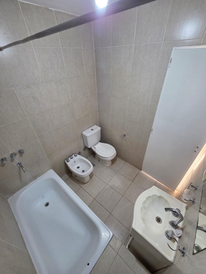VENTA MONOAMBIENTE AMPLIO BALCON SAN MIGUEL CENTRO