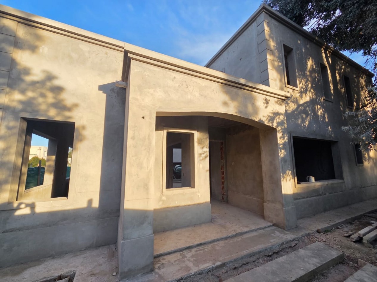 VENTA CASA CATEGORIA A ESTRENAR BARRIO MAGNA BARRIO CERRADO