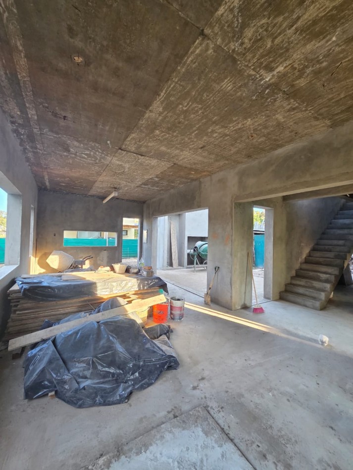 VENTA CASA CATEGORIA A ESTRENAR BARRIO MAGNA BARRIO CERRADO