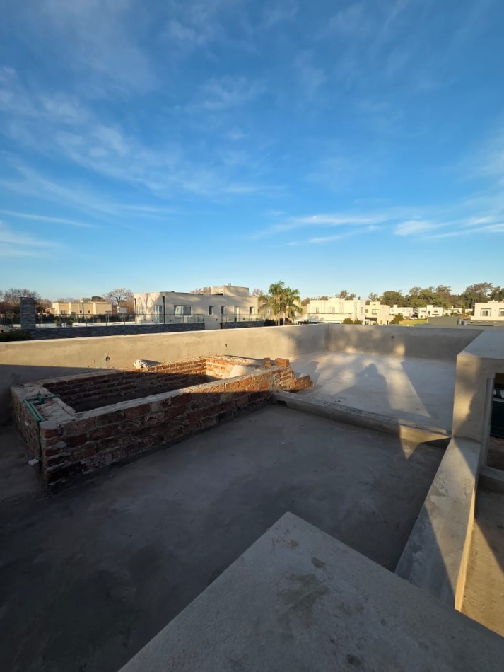 VENTA CASA CATEGORIA A ESTRENAR BARRIO MAGNA BARRIO CERRADO