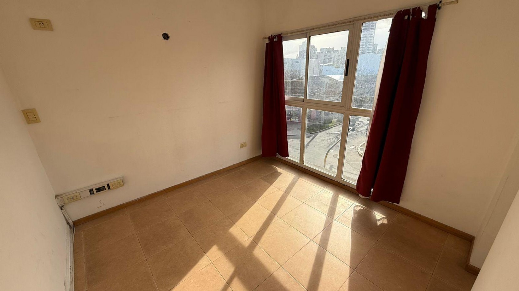 ALQUILER DOS AMBIENTES CON BALCON SAN MIGUEL MUÑIZ CENTRO