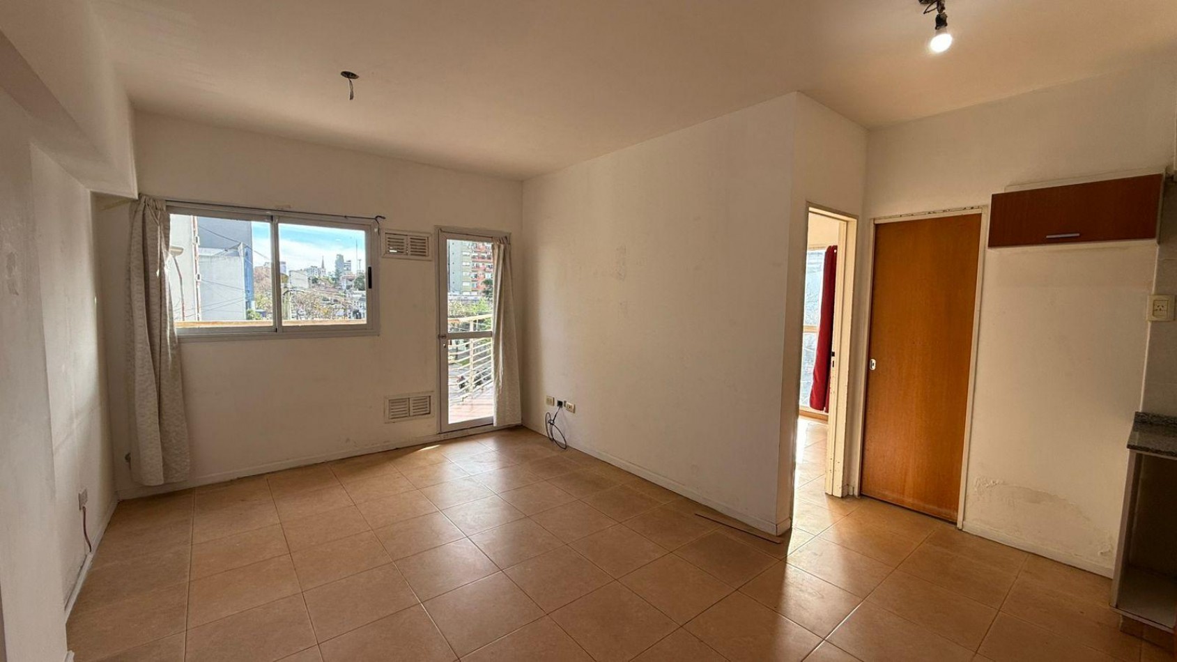 ALQUILER DOS AMBIENTES CON BALCON SAN MIGUEL MUÑIZ CENTRO