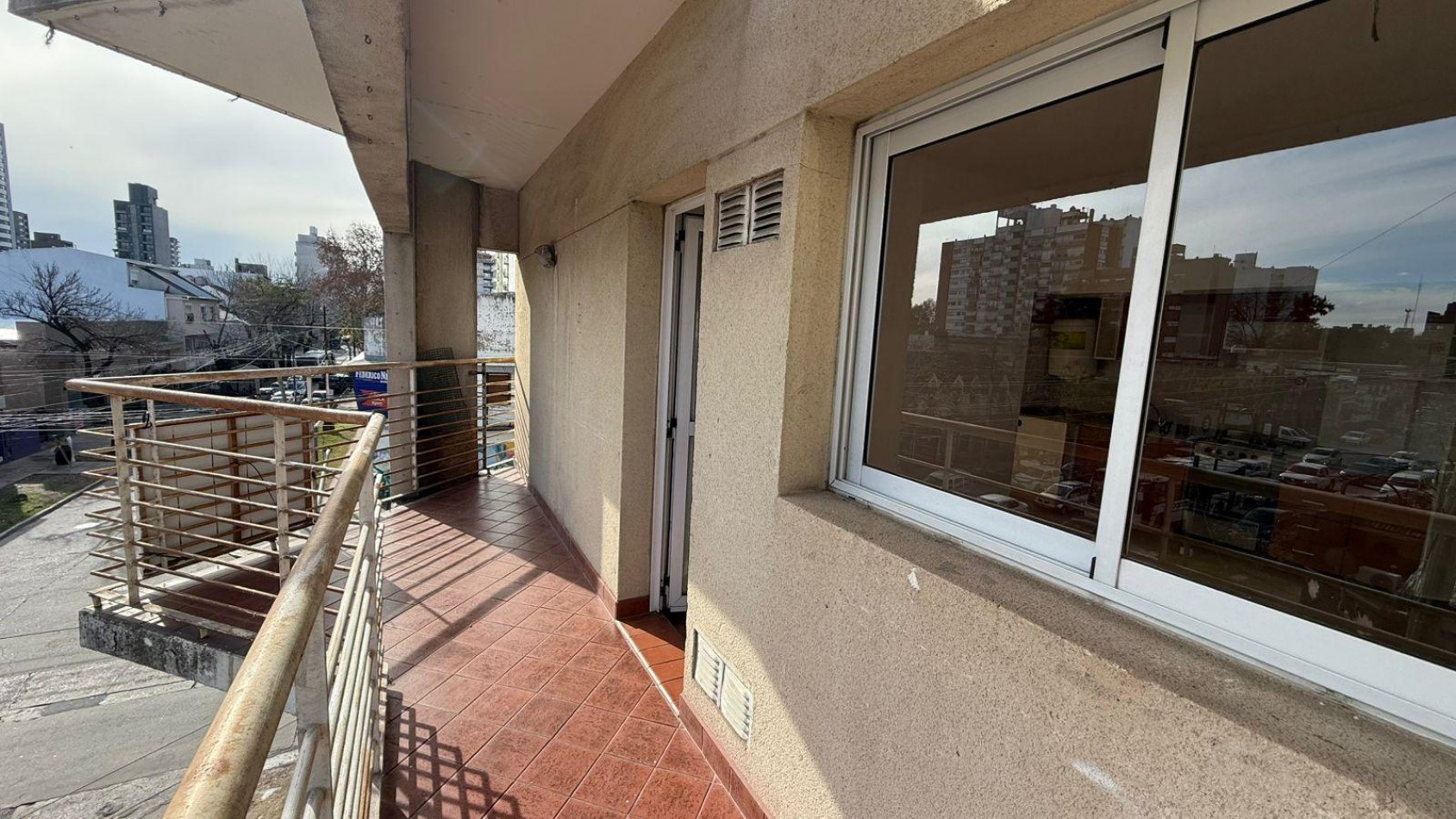 ALQUILER DOS AMBIENTES CON BALCON SAN MIGUEL MUÑIZ CENTRO