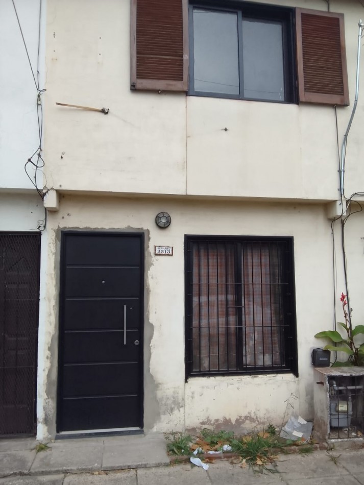 ALQUILER DUPLEX DOS AMBIENTES PATIO Y COCHERA COMPARTIDO SAN MIGUEL
