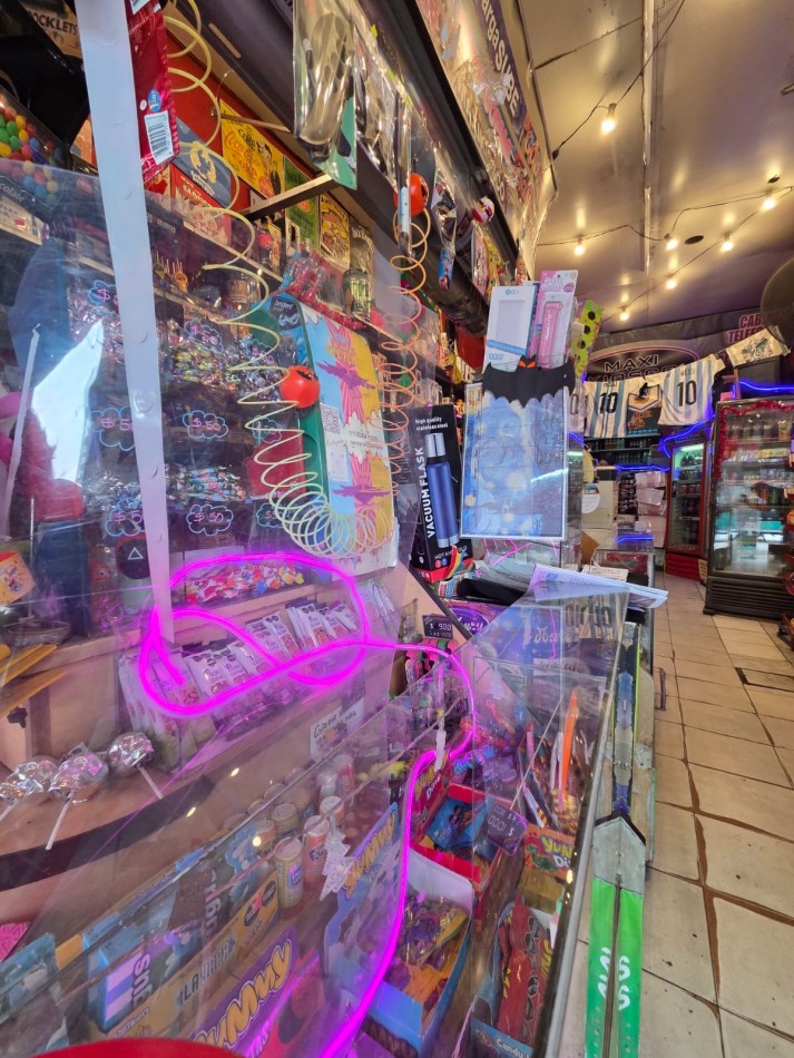ALQUILER LOCAL COMERCIAL POLVORINES MALVINAS ARGENTINAS