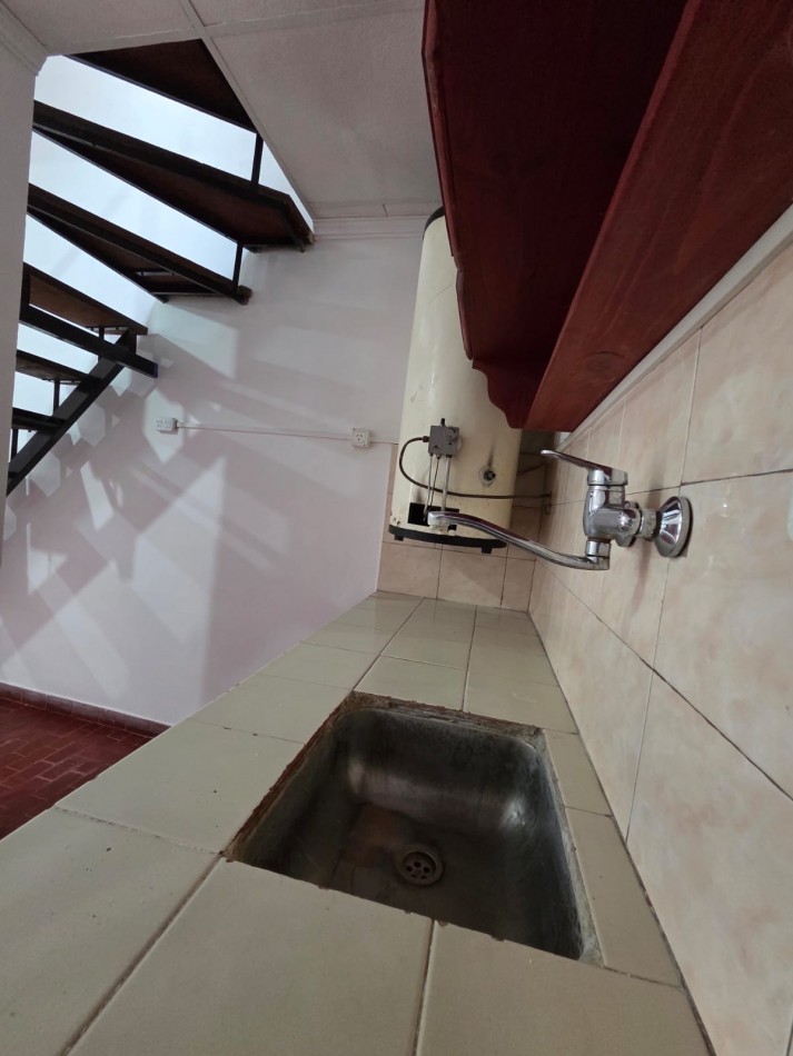 VENTA DUPLEX DOS AMBIENTES SAN MIGUEL CENTRO