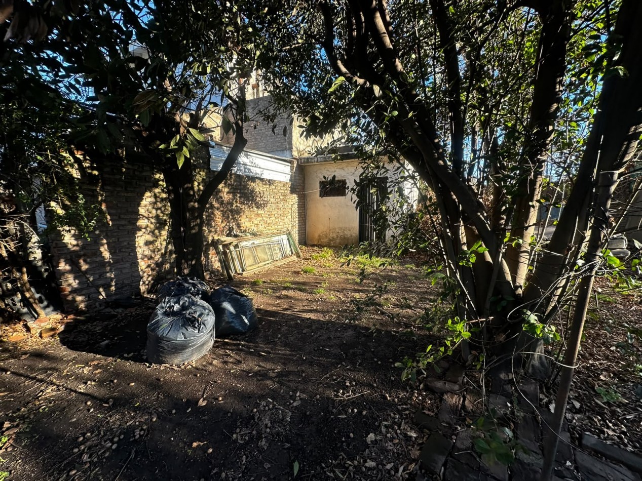 VENTA CASA TRES AMBIENTES CON PARQUE BELLA VISTA SAN MIGUEL 