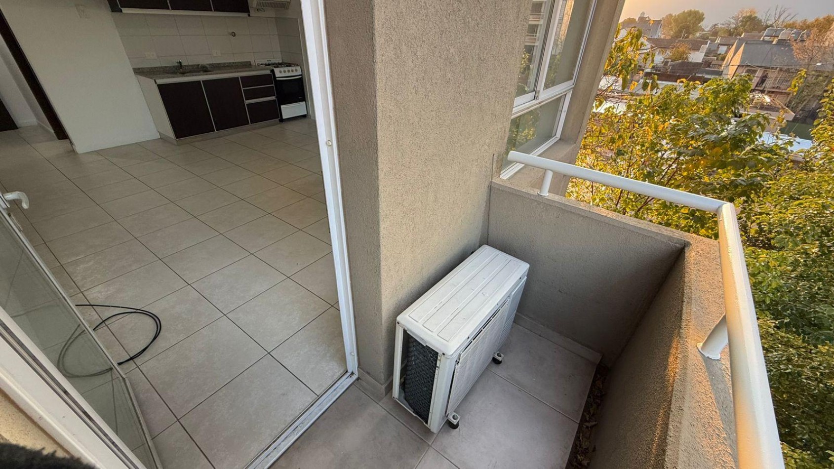 ALQUILER MONOAMBIENTE CON BALCON SAN MIGUEL CENTRO