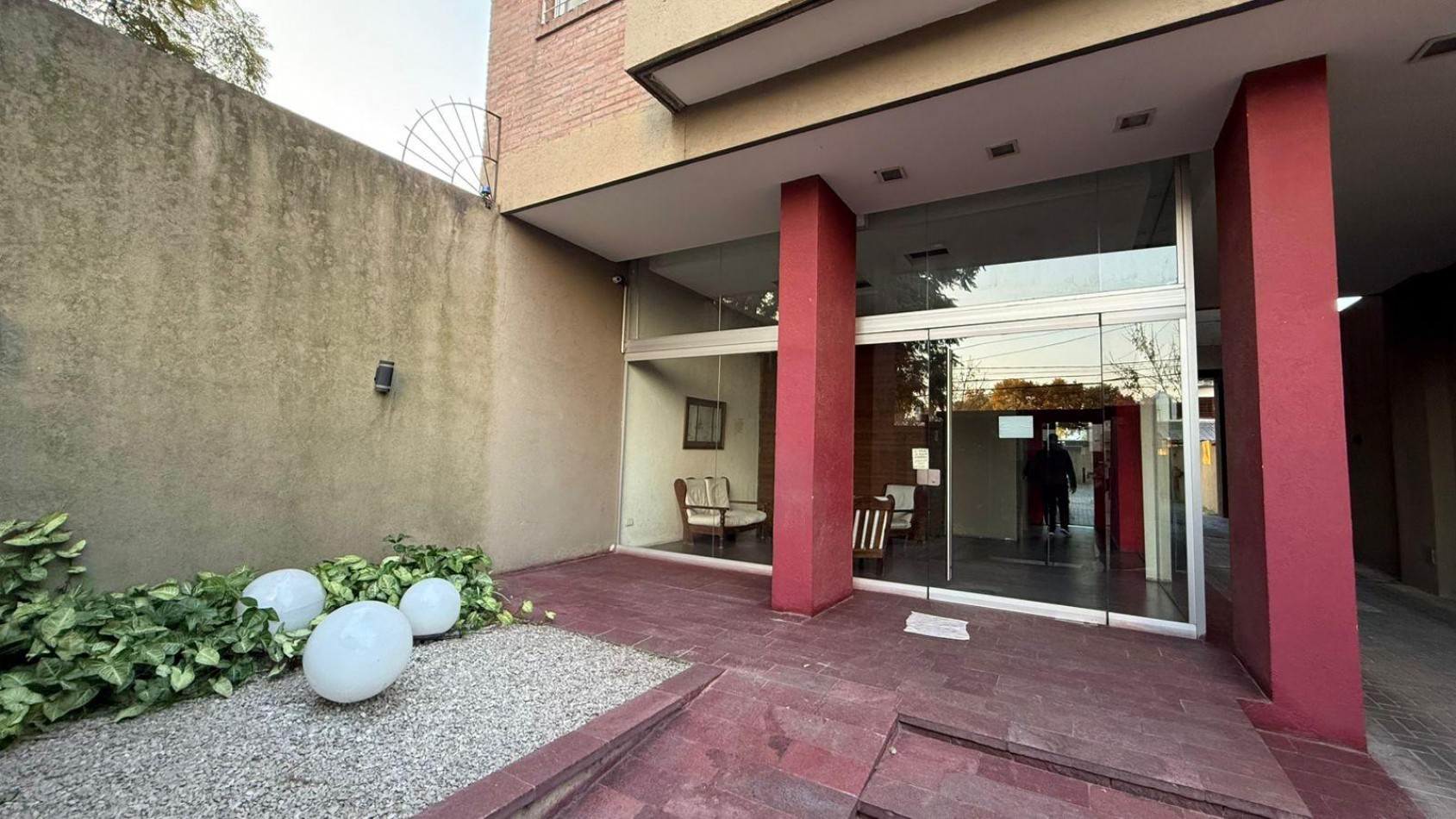 ALQUILER MONOAMBIENTE CON BALCON SAN MIGUEL CENTRO
