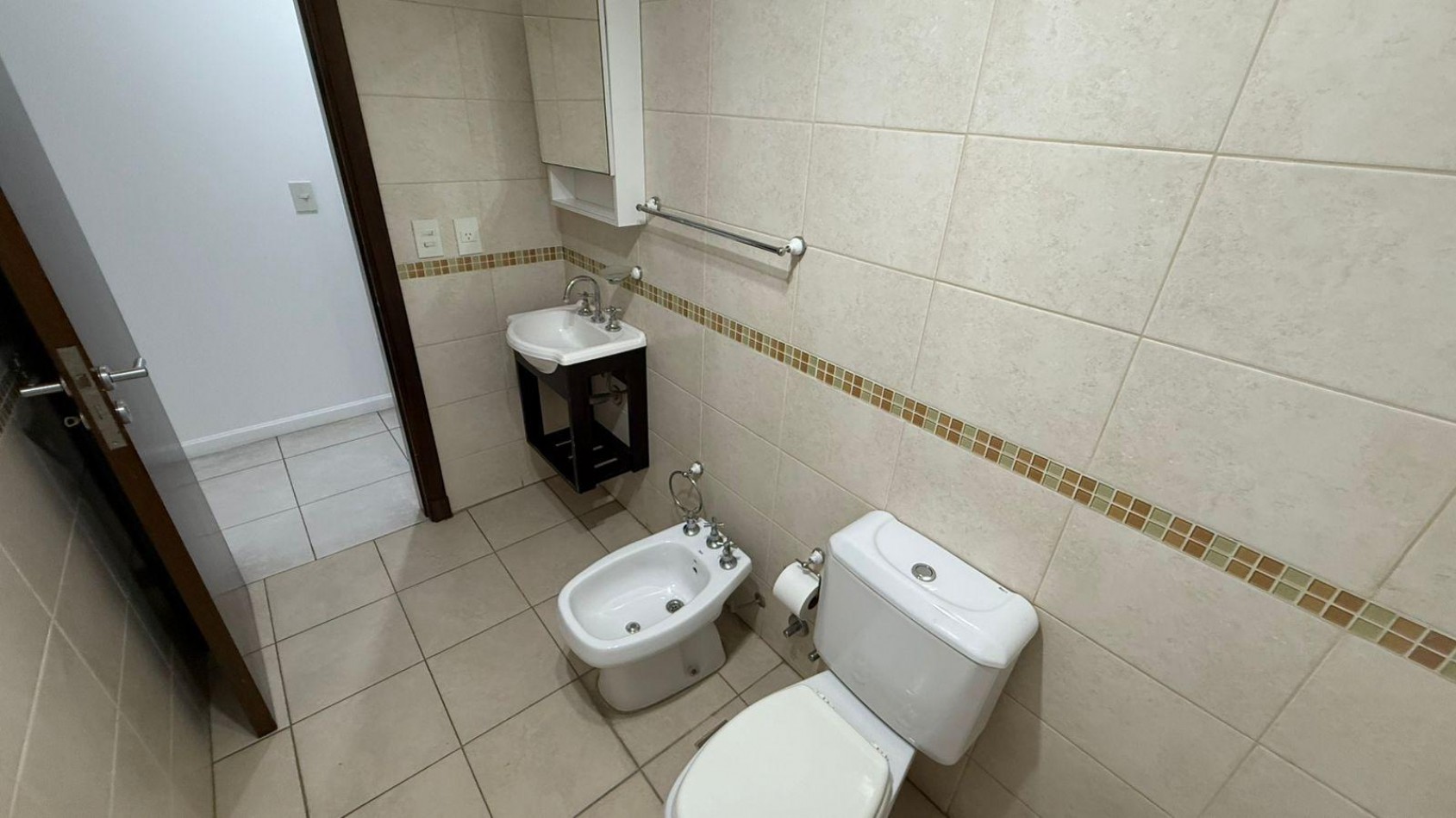 ALQUILER MONOAMBIENTE CON BALCON SAN MIGUEL CENTRO