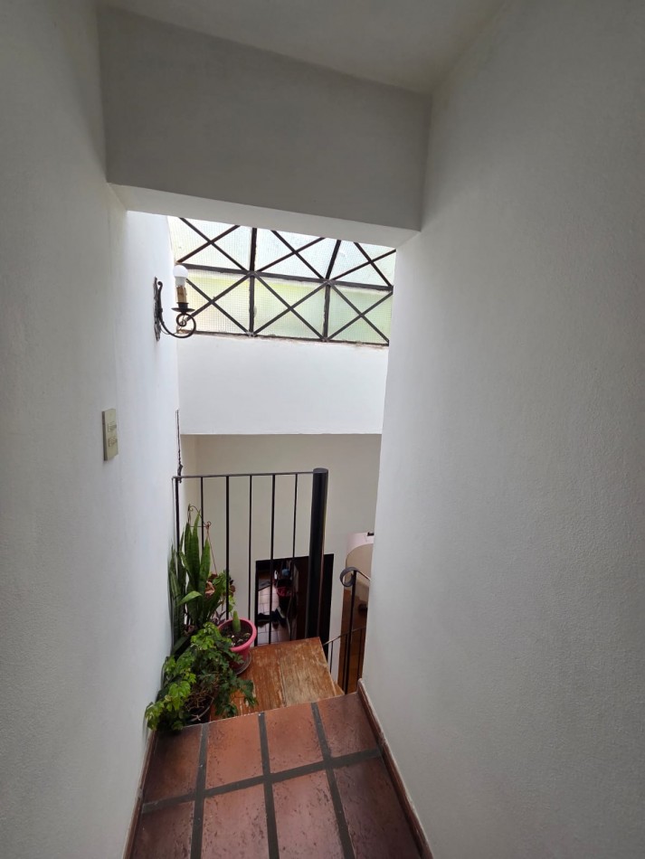 VENTA CHALET CASA CON PARQUE Y PILETA SAN MIGUEL CENTRO