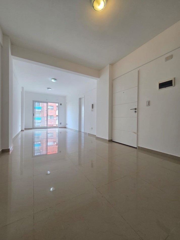 ALQUILER MONOAMBIENTE CON BALCON SAN MIGUEL CENTRO