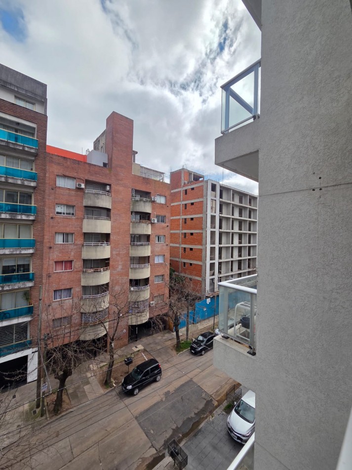 ALQUILER MONOAMBIENTE CON BALCON SAN MIGUEL CENTRO