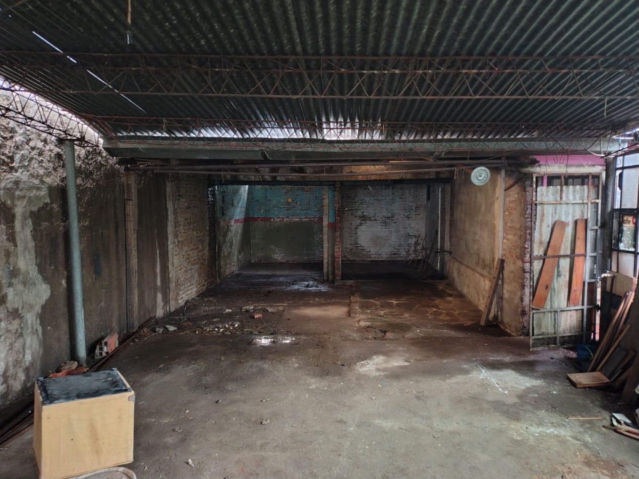 VENTA A RECICLAR REFACCIONAR CASA GALPON SAN MIGUEL