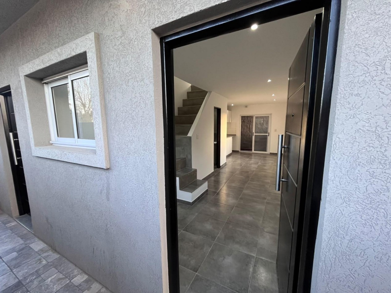 ALQUILER DUPLEX TRES AMBIENTES BALCON SAN MIGUEL