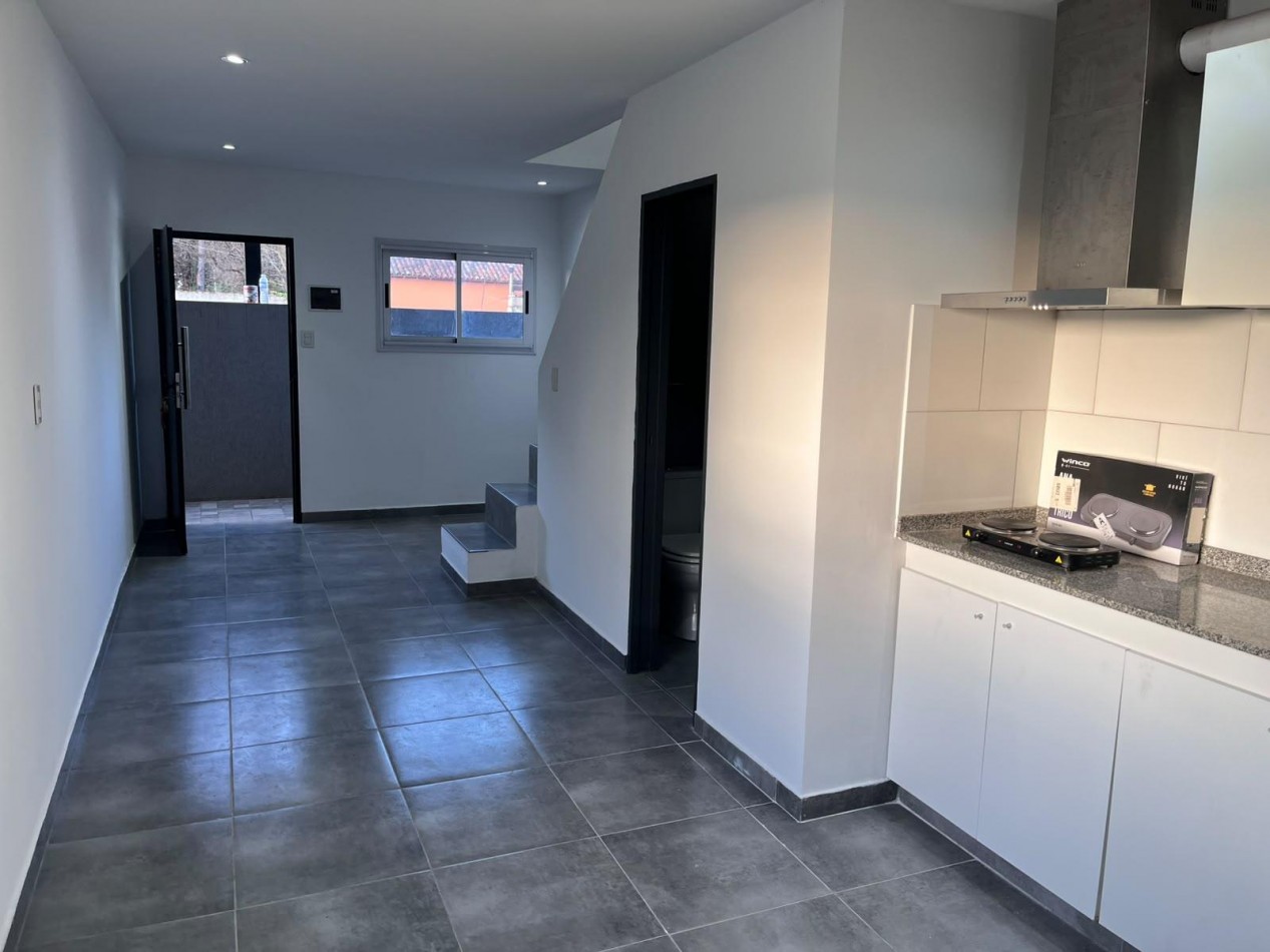 ALQUILER DUPLEX TRES AMBIENTES BALCON SAN MIGUEL