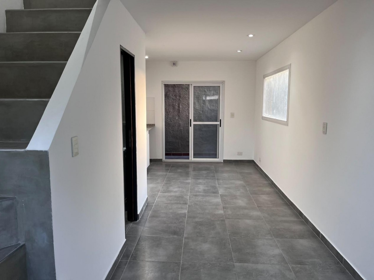 ALQUILER DUPLEX TRES AMBIENTES BALCON SAN MIGUEL