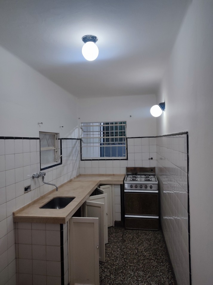 Alquiler casa cuatro ambientes patio cochera san miguel