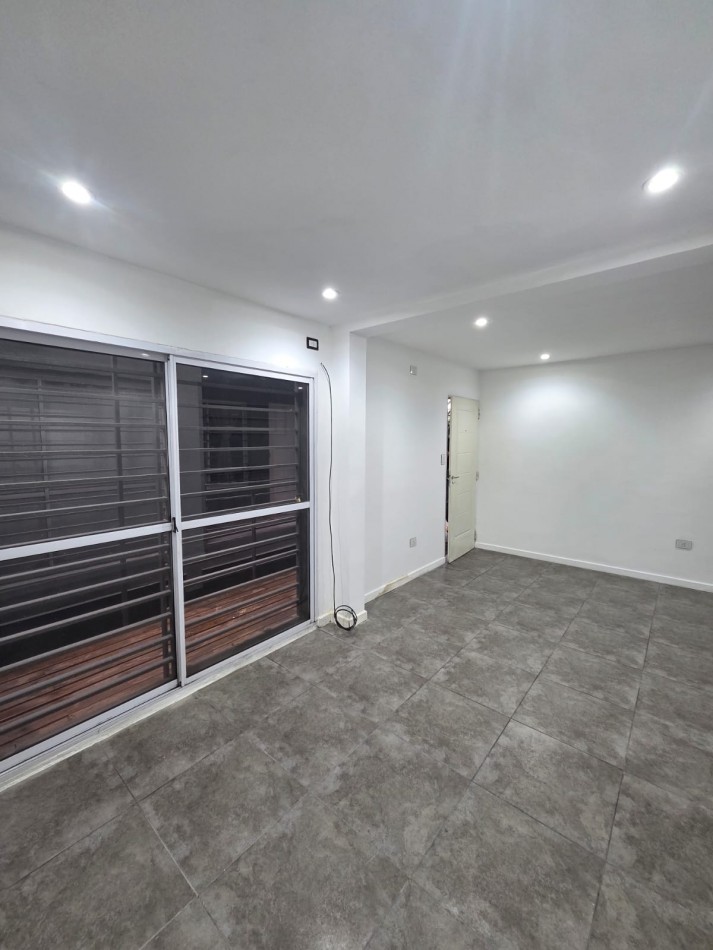 ALQUILER MONOAMBIENTE CON BALCON JOSE C PAZ