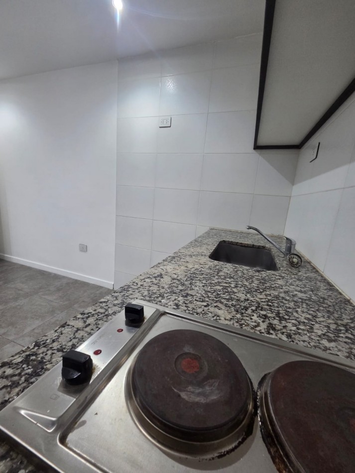 ALQUILER MONOAMBIENTE CON BALCON JOSE C PAZ
