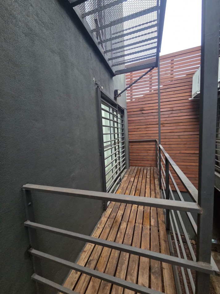ALQUILER MONOAMBIENTE CON BALCON JOSE C PAZ