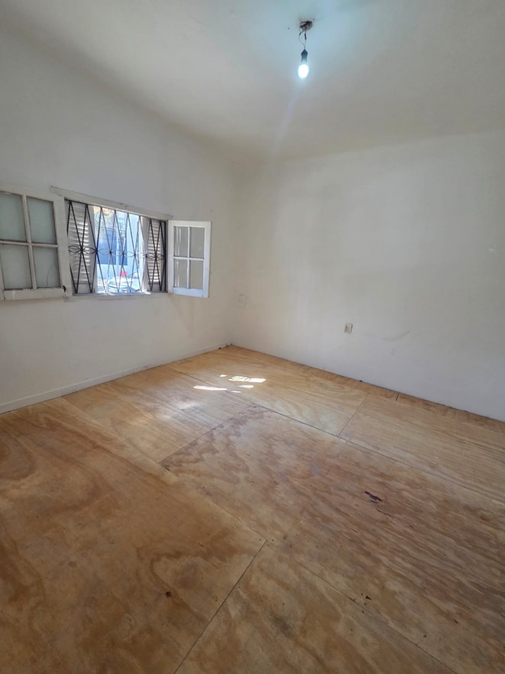 VENTA CASA A RECICLAR LOTE MICROCENTRO SAN MIGUEL