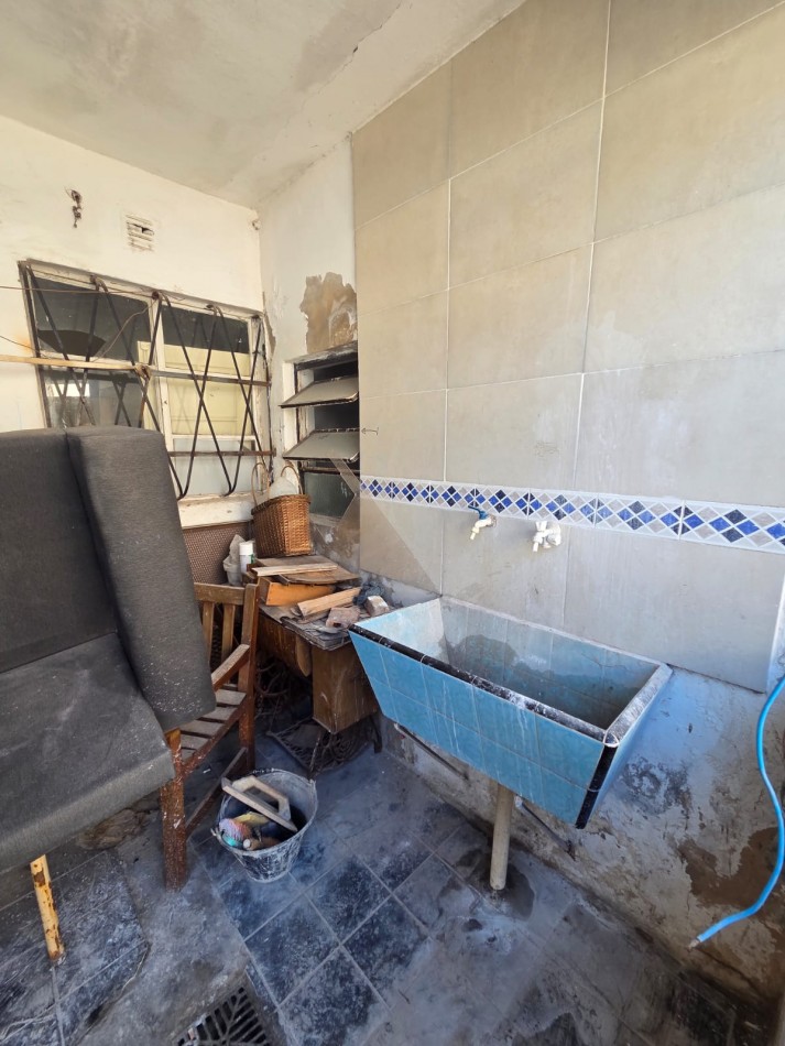VENTA CASA A RECICLAR LOTE MICROCENTRO SAN MIGUEL