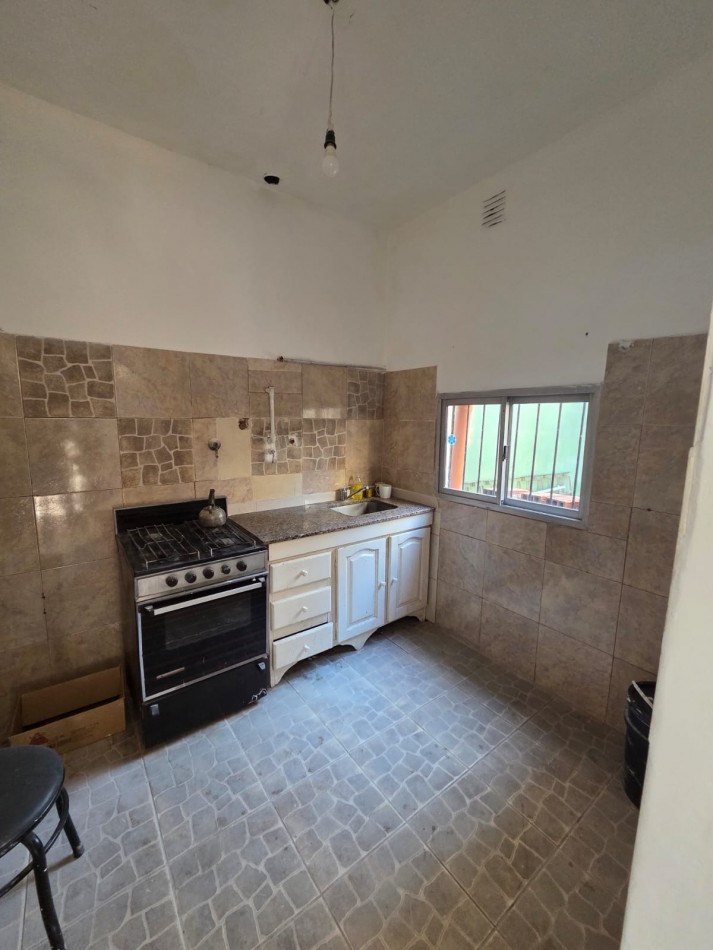 VENTA CASA A RECICLAR LOTE MICROCENTRO SAN MIGUEL