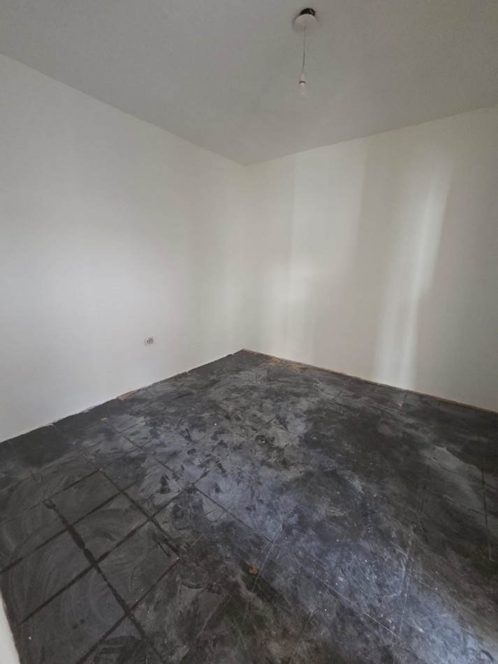 VENTA CASA A RECICLAR LOTE MICROCENTRO SAN MIGUEL