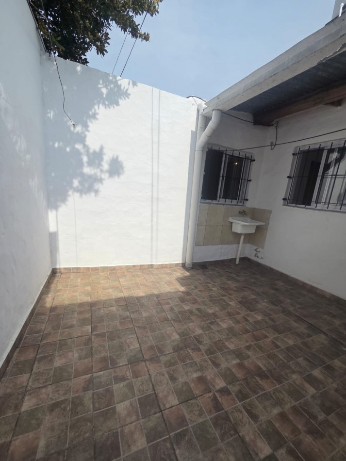 ALQUILER DOS AMBIENTES PATIO PLANTA BAJA BELLA VISTA SAN MIGUEL