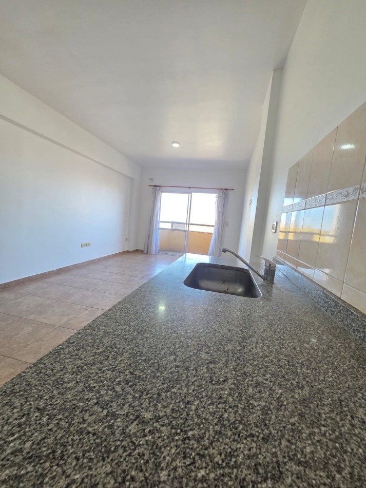 ALQUILER MONOAMBIENTE CON BALCON SAN MIGUEL