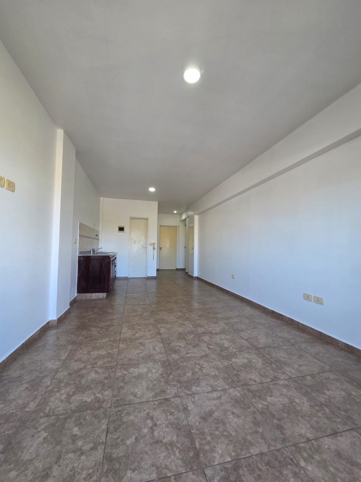 ALQUILER MONOAMBIENTE CON BALCON SAN MIGUEL