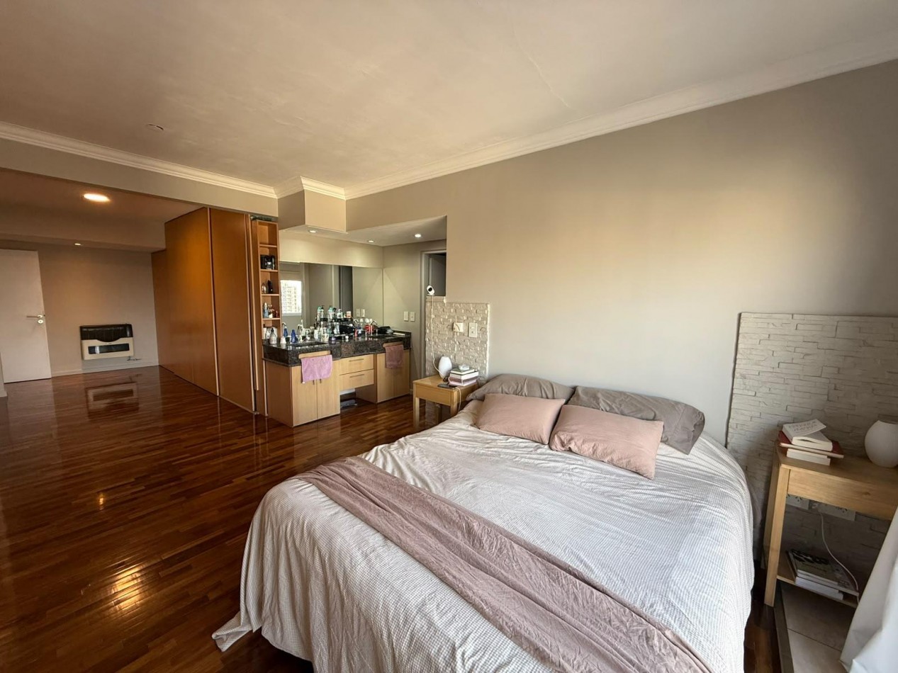 VENTA DEPARTAMENTO DUPLEX CUATRO AMBIENTES TERRAZA COCHERA SAN MIGUEL CENTRO APTO CREDITO