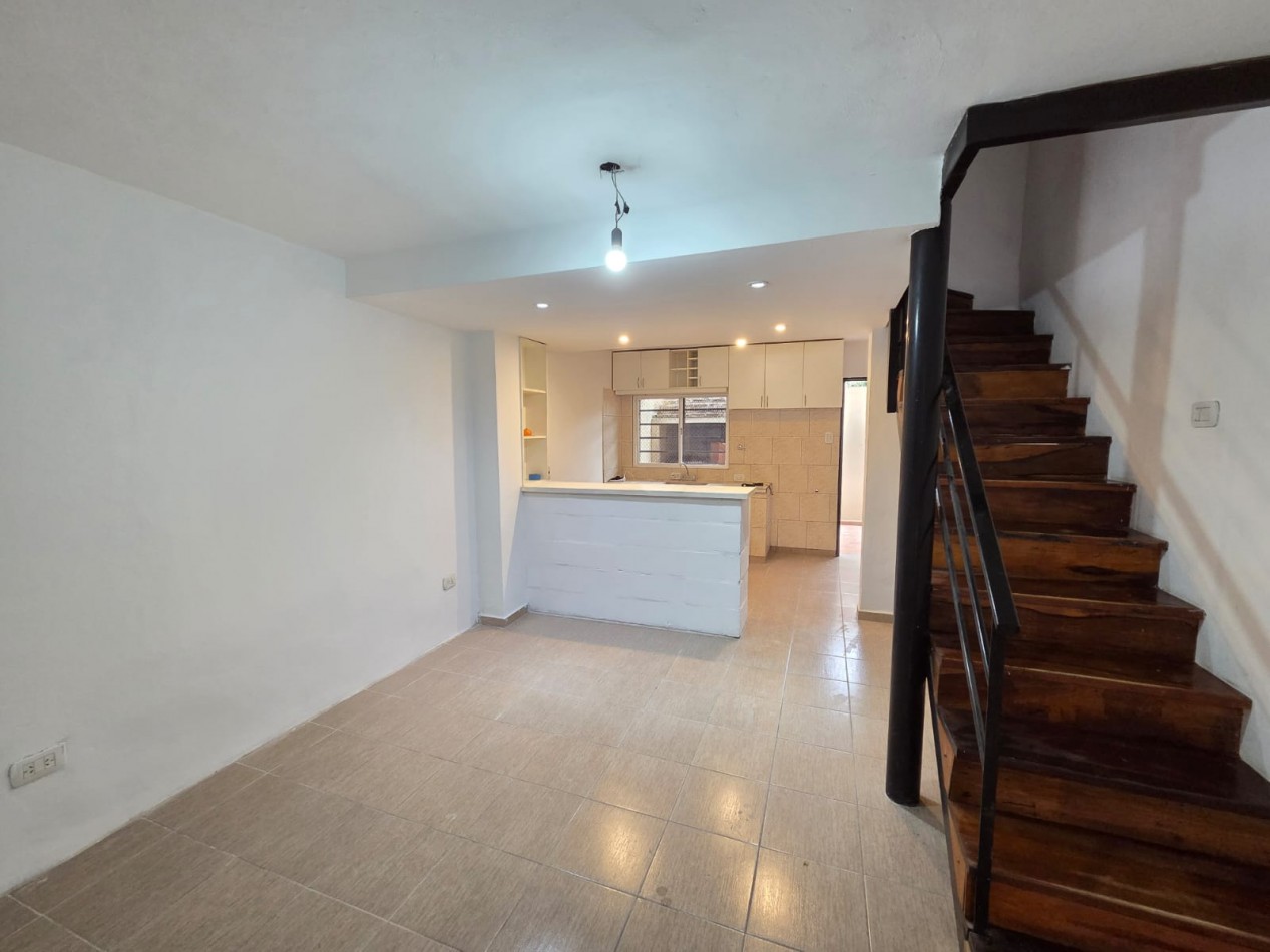 ALQUILER DUPLEX TRES AMBIENTES PATIO SAN MIGUEL