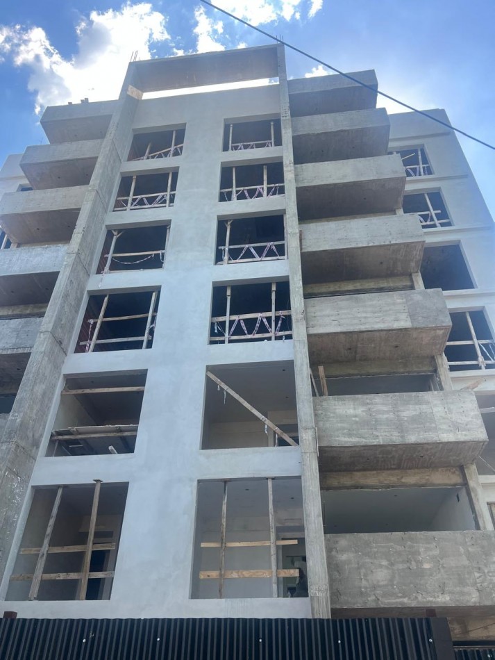VENTA POZO A ESTRENAR DOS AMBIENTES COCHERA BALCON HURLINGHAM EMILIA II