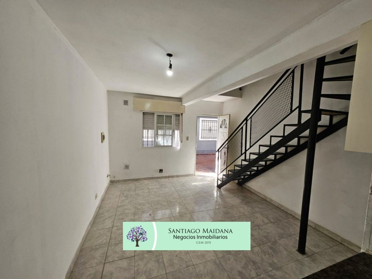 VENTA APTO CREDITO DUPLEX TRES AMBIENTES SAN MIGUEL