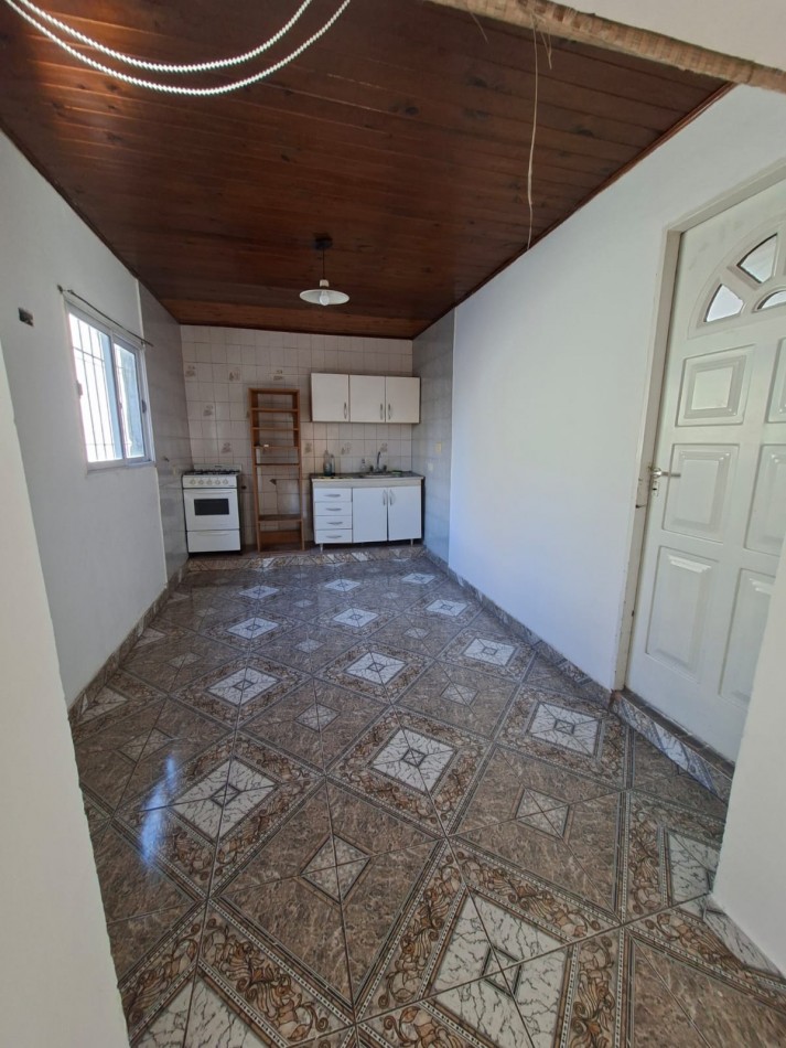 ALQUILER TRES AMBIENTES BALCON SAN MIGUEL CENTRO APTO VIVIENDA O PROFESIONAL